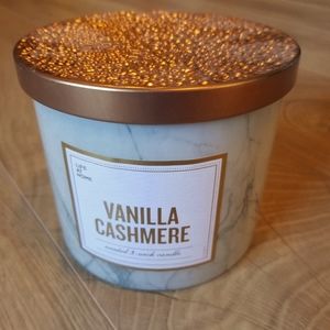 Free with Purchase - Brand New Vanilla Candle